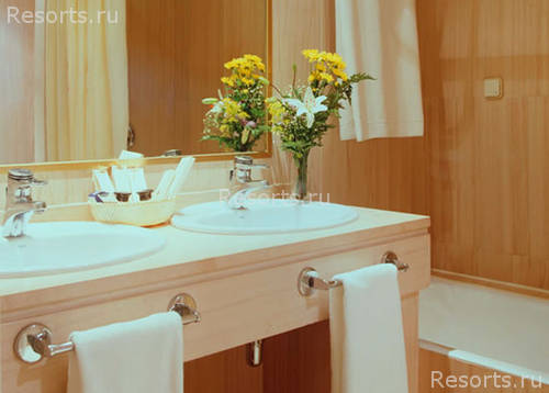 Tryp Medea 4